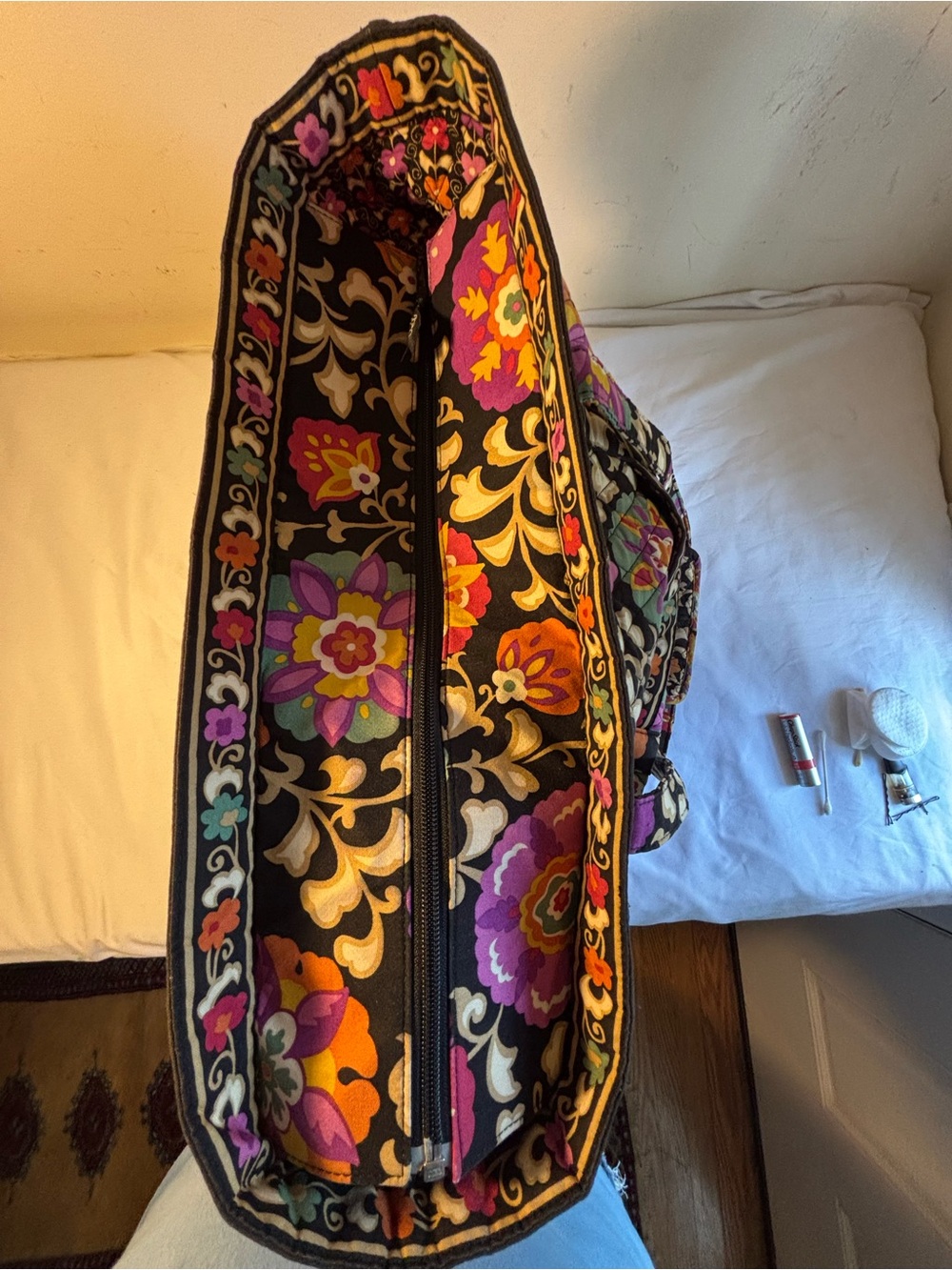 Vera Bradley Vera XL Tote Bag in the retired "Suzani" pattern - Picture 3 of 7